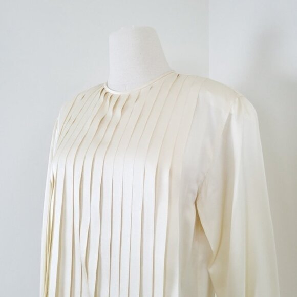 80s Christian Dior 100Silk Pleated Blouse Puff Lantern Sleeve Soft Silky - Picture 12 of 16
